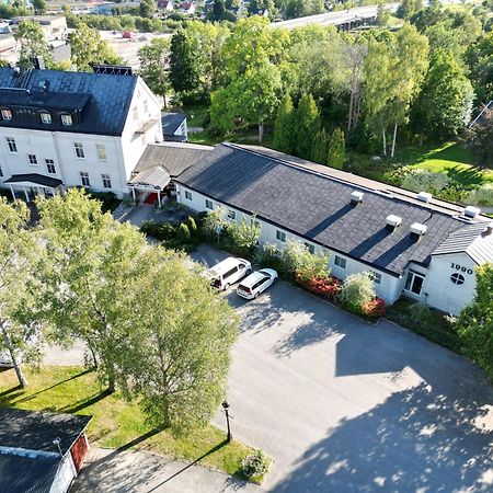 Blommenhof Hotel Nyköping Exterior foto