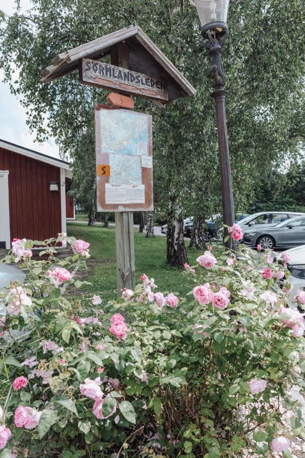 Blommenhof Hotel Nyköping Exterior foto